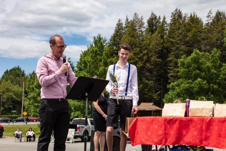 Une cérémonie de remise des diplômes pour la première cohorte de finissants de l’école secondaire de l’Odyssée