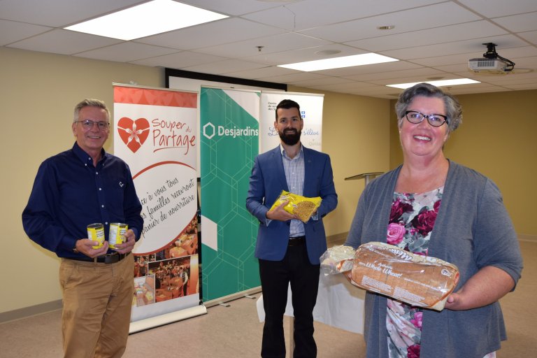 Les paniers de la rentrée – Un coup de pouce alimentaire pour des familles de la MRC de Memphrémagog